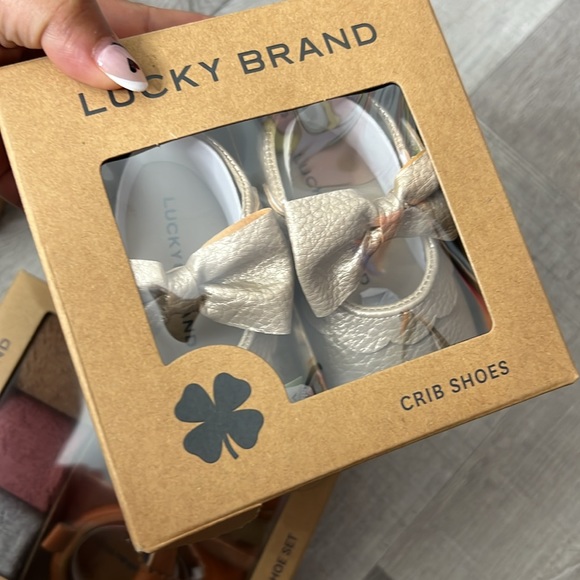 •NWT Lucky Brand Crib Baby shoes/Set different sizes colors - Picture 5 of 5